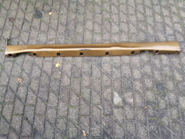 Mudguard-center, front left-hand Nissan Primera P11/ WP11 76853-9F500 HV0