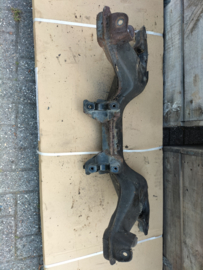 Subframe Nissan 54401-0M000 B13/ N14/ Y10 Gebruikt.