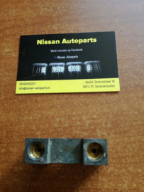 Doorverbindblok remleiding Nissan 46313-40U00 A32/ CA33/ D40/ J31/ N16/ P11/ P12/ R51/ T30/ V10/ Z50