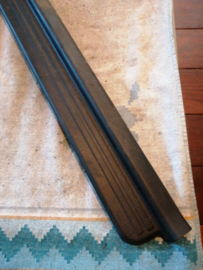Plate-kicking, front right-hand Nissan Almera N15 3-doors 76951-1M101 Used part.