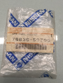 Veerclip brandstoftankklepje Nissan 78836-50J00 A32/ J30/ N14/ N15/ P10/ P11/ W10/ WP10/ Y10/ Y61 Origineel.