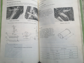 Nissan Datsun service journal map met verzameling Service bulletin's