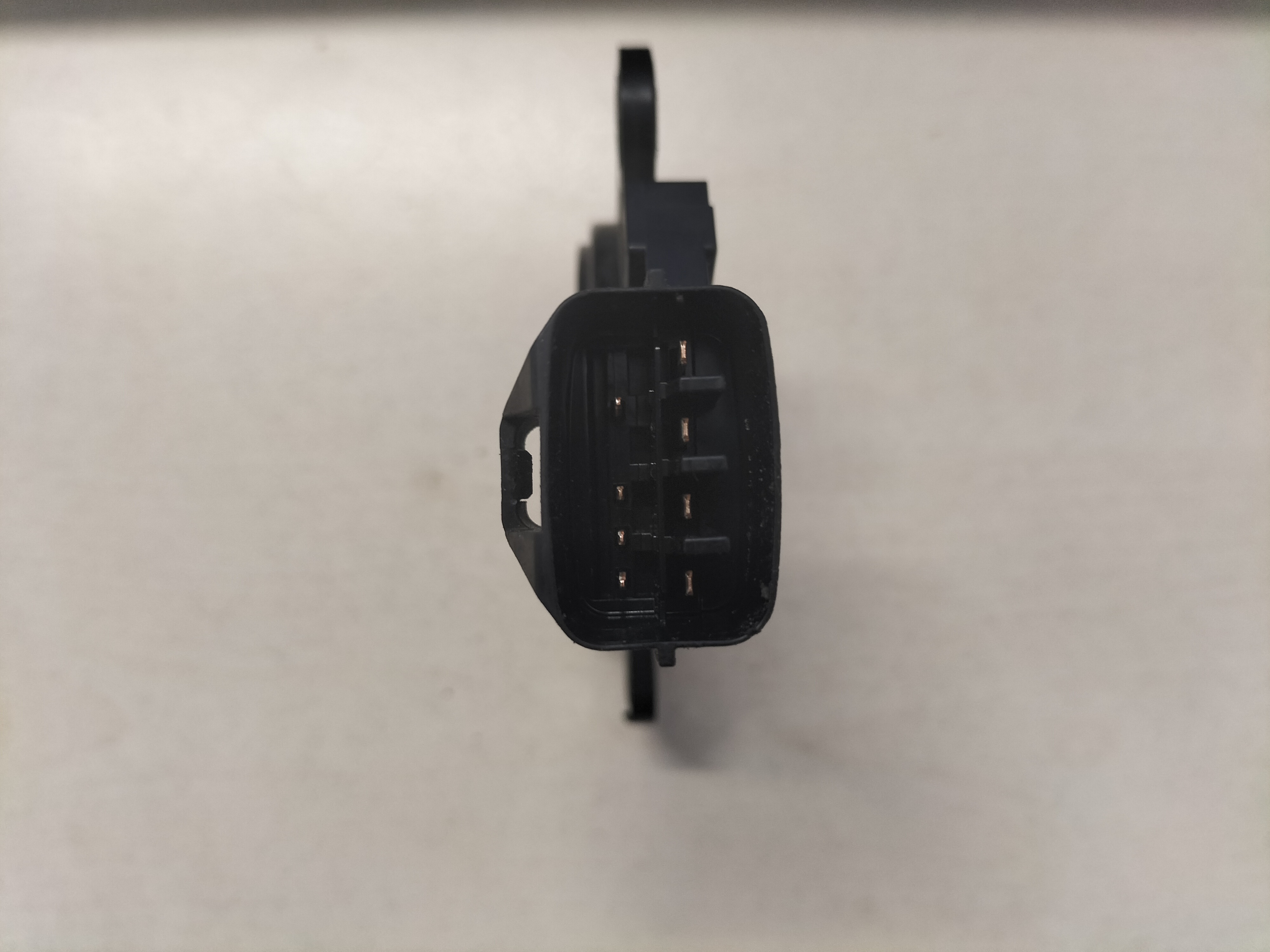 Neutraalpositieschakelaar automaatbak Nissan 31918-1XK0A C13/ F15/ J10/ JJ10/ K13/ T31/ Z51 Gebruikt.