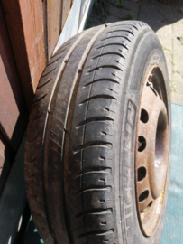 165/70R14 81T 4x100 6,5J ET49 Nissan (20240514) Gebruikt.