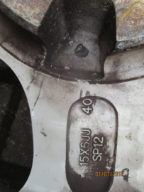 195/55R15 4x100 ET40 6J 40300-0M810