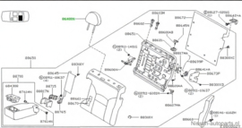 Hoofdsteun achterbank Nissan Primera P12 86430-BA007 Gebruikt.