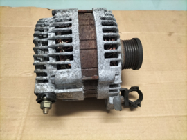 Dynamo QR20DE Nissan Primera P12 23100-AU424 Gebruikt.