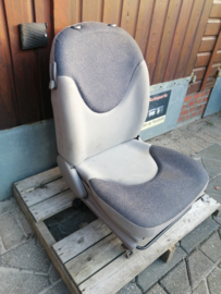 Seat front, right-hand Nissan Micra K11 87000-1F605