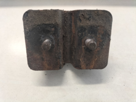 Support moteur avant Datsun Cherry E10  Utilisé.