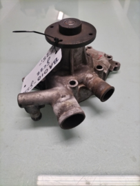 Waterpomp LD20 Nissan Vanette GC22 BA010-G5586 Gebruikt.