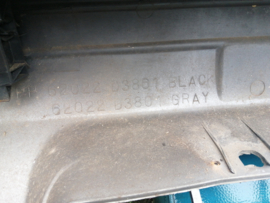 Fascia kit-front bumper Nissan Bluebird T72 62022-Q9025 (418) (62022-D3861 62022-D3801) Used part.
