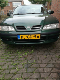 Nissan Primera P11 2.0 benzine 249.000 km nieuw binnen per 17-3-2019