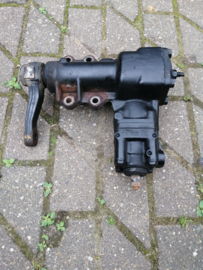 Stuurhuis Nissan Terrano2 R20 49200-7F010 Gebruikt.