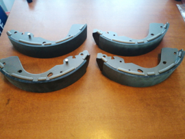 Shoe set-rear brake Nissan Navara D40 44060-EB327