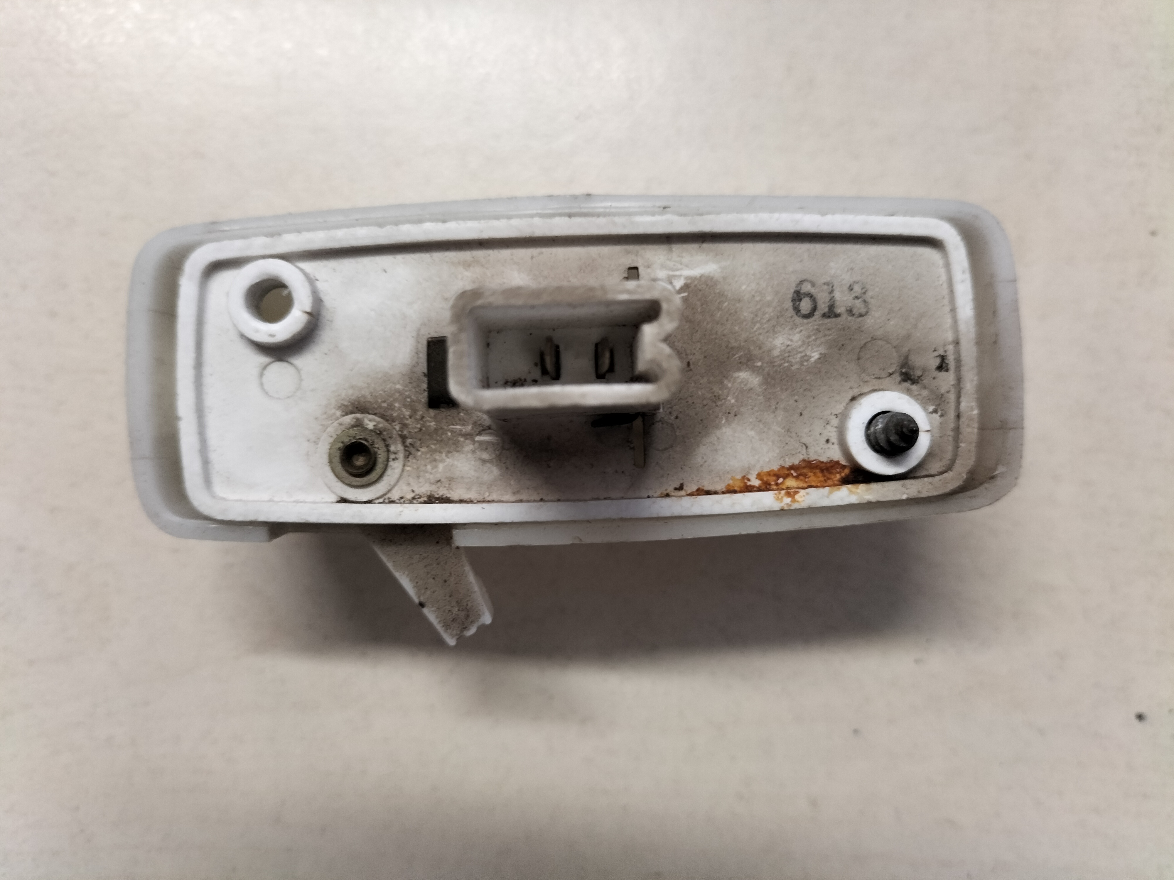 Assy-room lamp Datsun Cherry E10 26410-M0200 (IKI 9001) Used part.