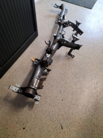 Montageframe dashboard Nissan Primera P12 67870-BA200 Gebrukt.