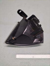 Knipperlicht rechts zonder Fitting Nissan Primera P10 B6130-86J00 Gebruikt.