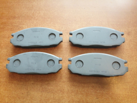 Remblokken achteras Nissan Patrol Y60 44060-20J85 Origineel.