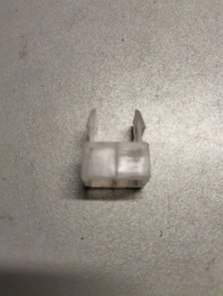 Montagesteun ventilatierooster Nissan Micra K10 68755-01B00 Gebruikt.