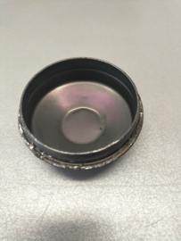 Cap-hub, rear wheel Nissan 43234-0L700 Nissan Primera P12 Used part.