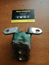 Deurscharnier voorportier linksonder/rechtsboven Nissan Almera N15 / Nissan Terrano R50  80400-1M200