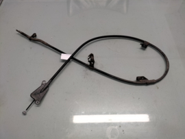 Handremkabel Nissan Primera P12 Rechts 36530-AV601 Gebruikt.