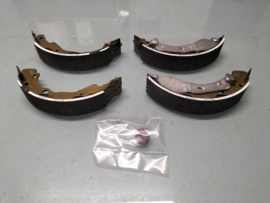 Shoe set-rear brake Nissan D4060-1HD3B Original.
