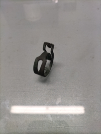 Clamp 24mm Nissan 01555-00QAA Used part.