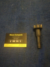 Inschakeltandwiel startmotor Nissan Bluebird 910