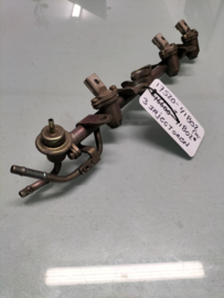 Tube fuel Nissan Micra K11 17520-41B02 Used part. 3 injectors.
