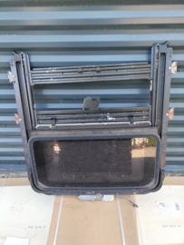 Skylight Nissan Sunny N14 Used part. (motor broken) (20240730)