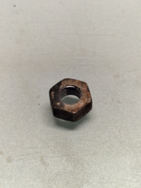 Nut Nissan 08911-1402A Used part.