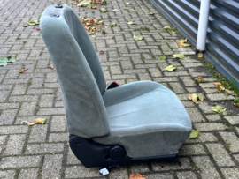 Seat front, right-hand Nissan Primera P10 87000-92J08 Used part.