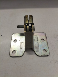 Achterklepslot Datsun Cherry E10 sedan 84430-M0208 Gebruikt.