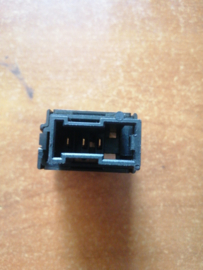 Dimschakelaar interieurverlichting Nissan 25980-01L60 C22/ C32/ T12/ T72/ U11 Gebruikt.