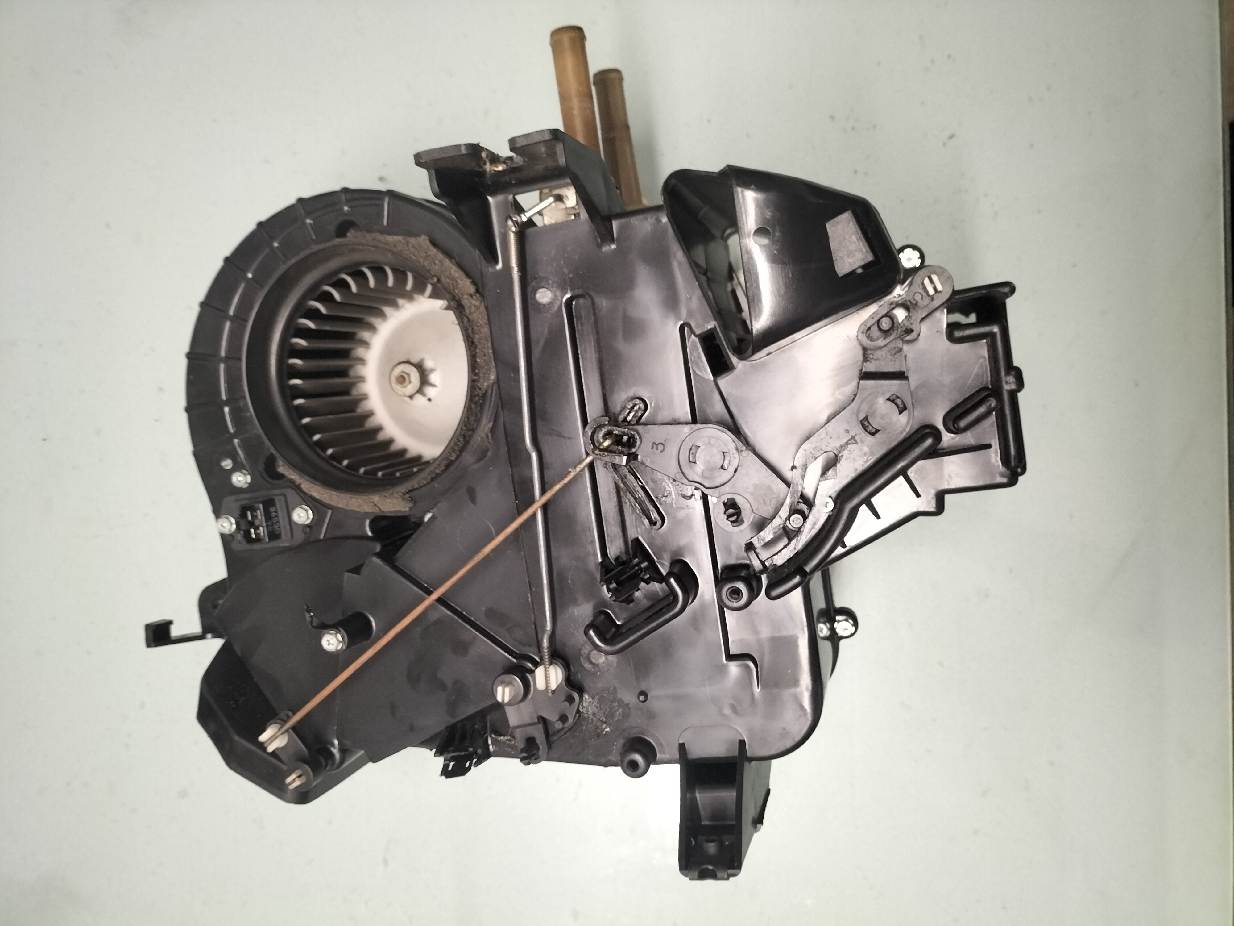 Heating unit front Nissan Micra K10 27110-04B04 (27100-32B00) Used part.