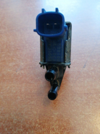 Vacuümventiel Nissan 14930-7J600 FDDB100 N16/ P11/ V10/ WP11 Gebruikt.