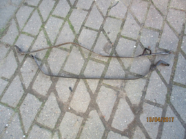 Tankbandenset Nissan Primera P11/ WP11 17406-2F010 + 17407-2F000 Gebruikt.