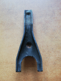 Lever-withdrawal, clutch Nissan 30531-01S00 C32/ D21/ D22/ E24/ R20/ R50/ S13/ S14/ WD21/ Y60/ Y61/ Z31/ Z32 Used part.