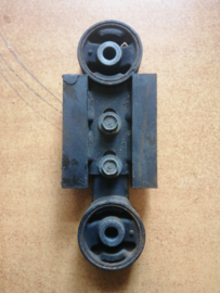 Insulator sub engine mounting CA16/ CA18/ C20 Nissan Bluebird T12/ T72/ U11 11370-01E05 Used part.