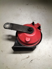 Horn 12V universal (20241226) Used part.