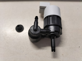 Ruitensproeierpompje Nissan Micra 28920-5F010 C23/ K11/ N16 Nieuw.