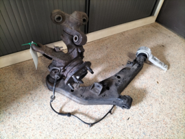 wielnaafsamenstelling vooras Rechts nissan Primera P12 40010-AU000 54500-AV606 54590-AU000 Gebruikt