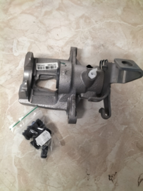 Remklauw linksachter Nissan Interstar X70 44011-00QAB Nieuw.