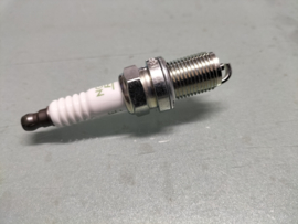 Spark plug BKR5E GA14DE/ GA14DS/ GA16DE/ GA16DS Nissan 22401-20J05 B13/ C23/ N14/ N15/ P10/ P11/ W10/ WP11/ Y10  Original.