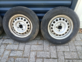 13 inch stalen velgen met band 175/70R13 40300-4F400 (20260712) Nissan Micra K11. Gebruikt.