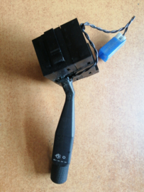 Switch wiper Nissan Bluebird T72 25260-Q9102 Used part.