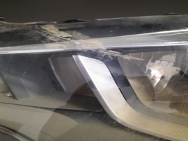Koplamp links Nissan Micra K14 26060-5FA0A Gebruikt, lichte schade.