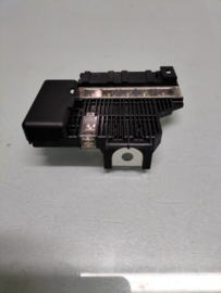 Cover-fusible link holder Nissan 24380-JG70A Original.