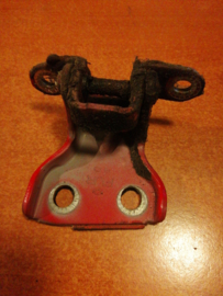 Deurscharnier onderste linksvoor Nissan Sunny N14 80421-62C00